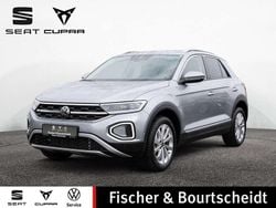 Pyrit silber Gebraucht 2024 VW T-Roc Style SUV | 31.580 € (Fairer Preis)