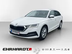 Weiß Gebraucht 2020 Skoda Octavia Style Kombi | 23.990 € (Fairer Preis)