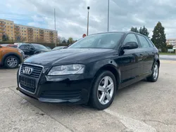 Schwarz Gebraucht 2010 Audi A3 Sportback Attraction Limousine | 7.490 € (Etwas zu teuer)
