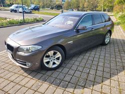 Grau Gebraucht 2012 BMW 535 Comfort Edition Kombi | 11.900 € (Fairer Preis)