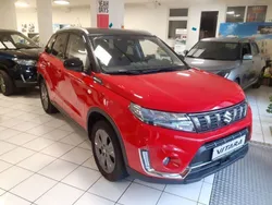 Rot Gebraucht 2021 Suzuki Vitara SUV | 18.980 € (Fairer Preis)