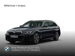 Carbonschwarz metallic Gebraucht 2021 BMW 530 Sport Line Kombi | 35.900 € (Etwas zu teuer)