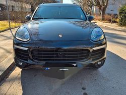 Schwarz Gebraucht 2017 Porsche Cayenne Platinum Edition SUV | 31.500 € (Fairer Preis)