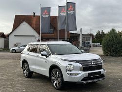 Weiß Neu 2025 Mitsubishi Outlander P-HEV Edition SUV | 50.990 €