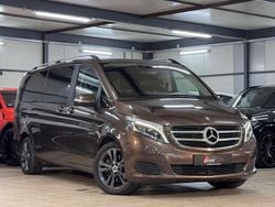Braun Gebraucht 2016 Mercedes V250 Edition Van / Kleinbus | 24.890 € (Guter Preis)