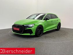Gruen Neu 2025 Audi RS3 Sportback Kleinwagen | 65.550 € (Superpreis)