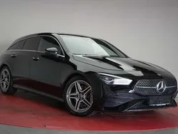 Nachtschwarz unilack Gebraucht 2023 Mercedes CLA200 Advanced Kombi | 30.950 € (Guter Preis)