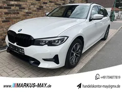 Weiß Gebraucht 2021 BMW 318 Sport Line Kombi | 24.999 € (Fairer Preis)