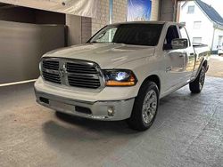 Weiß Gebraucht 2017 Dodge Ram Abholung | 27.999 € (Fairer Preis)