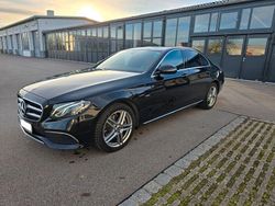 Schwarz Gebraucht 2019 Mercedes E220 Limousine | 25.500 € (Guter Preis)
