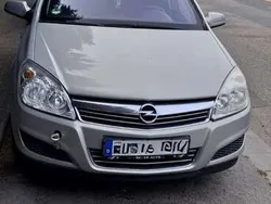 Silber Gebraucht 2007 Opel Astra Sport Limousine | 900 € (Superpreis)