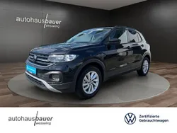 Schwarz / deep black (metallic) Gebraucht 2023 VW T-Cross Life SUV | 25.370 € (Fairer Preis)