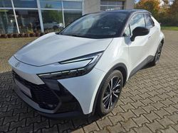 Weiß Gebraucht 2024 Toyota C-HR Lounge SUV | 31.950 € (Fairer Preis)