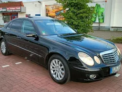 Schwarz Gebraucht 2007 Mercedes E220 Limousine | 6.000 € (Etwas zu teuer)