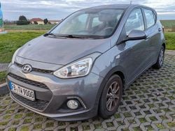 Silber Gebraucht 2015 Hyundai i10 Kleinwagen | 5.300 € (Guter Preis)