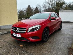 Rot Gebraucht 2013 Mercedes A180 Kleinwagen | 10.499 € (Fairer Preis)