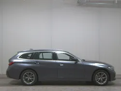 BMW 330e