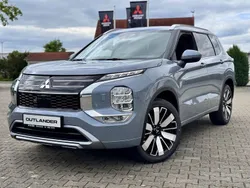 Grau Neu 2025 Mitsubishi Outlander P-HEV Top SUV | 58.480 €