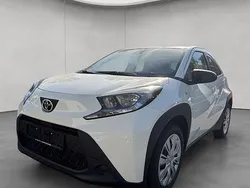 Weiß Neu 2025 Toyota Aygo Business Edition Kleinwagen | 18.990 €