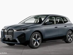 Grau Gebraucht 2022 BMW iX Sport Line SUV | 43.990 € (Fairer Preis)