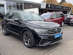 Deep black perleffekt Gebraucht 2024 VW Tiguan R-line SUV | 34.900 € (Guter Preis)