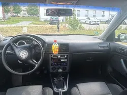 Schwarz Gebraucht 2004 VW Bora Comfortline Limousine | 1.500 € (Guter Preis)