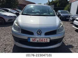 Grau Gebraucht 2009 Renault Clio III Extreme Kleinwagen | 1.950 € (Guter Preis)
