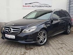 Obsidianschwarz metalliclack Gebraucht 2013 Mercedes E200 Avantgarde Kombi | 13.900 €