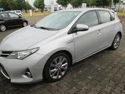 Silber Gebraucht 2013 Toyota Auris Hybrid Edition Limousine | 8.950 € (Fairer Preis)
