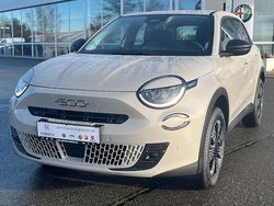 Beige Neu 2025 Fiat 600 Business SUV | 28.990 €