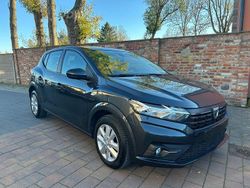 Grau Gebraucht 2022 Dacia Sandero Comfort Kleinwagen | 9.200 € (Superpreis)