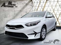 Weiß (carraraweiß) Neu 2025 Kia Ceed Sportswagon Vision Kombi | 22.790 € (Guter Preis)