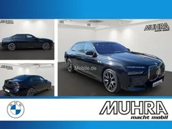 Schwarz Gebraucht 2024 BMW M760e Sport Line Limousine | 117.850 € (Fairer Preis)