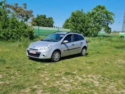 Silber Gebraucht 2012 Renault Clio GrandTour Kombi | 2.099 € (Superpreis)