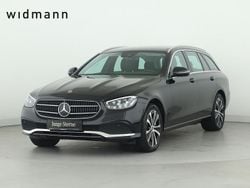Metalliclack obsidianschwarz Gebraucht 2022 Mercedes E300 Kombi | 29.850 € (Guter Preis)