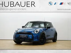 Blau Gebraucht 2024 Mini Cooper Classic Kleinwagen | 27.990 € (Fairer Preis)