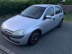 Silber Gebraucht 2003 Opel Corsa Cosmo Limousine | 1.200 € (Guter Preis)