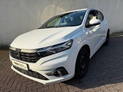 Weiß Gebraucht 2022 Dacia Sandero Comfort Limousine | 10.880 € (Fairer Preis)
