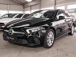 Unilack nachtschwarz Gebraucht 2022 Mercedes A180 Advanced Limousine | 27.777 € (Fairer Preis)