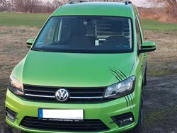 Grün Gebraucht 2019 VW Caddy Van / Kleinbus | 18.800 € (Fairer Preis)