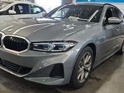 Grau Gebraucht 2023 BMW 318 Shadowline Limousine | 27.999 € (Fairer Preis)
