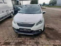 Weiß Gebraucht 2016 Peugeot 2008 SUV | 4.800 € (Superpreis)