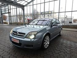 Grau Gebraucht 2004 Opel Vectra GTS Limousine | 1.600 €