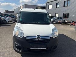 Weiß Gebraucht 2018 Opel Combo Van / Kleinbus | 3.450 €