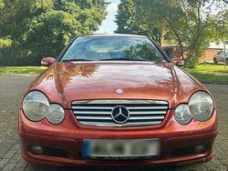 Orange Gebraucht 2001 Mercedes C200 Elegance Coupé | 2.499 € (Fairer Preis)