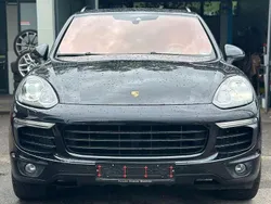 Tiefschwarzmetallic Gebraucht 2016 Porsche Cayenne SUV | 26.500 € (Superpreis)