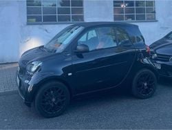 Schwarz Gebraucht 2018 Smart ForTwo Coupé Passion Kleinwagen | 12.900 € (Teuer)
