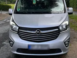 Silber Gebraucht 2018 Opel Vivaro Van | 15.690 €