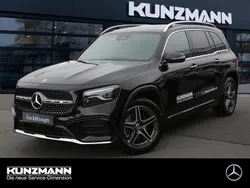 Nachtschwarz Gebraucht 2025 Mercedes GLB200 AMG SUV | 44.449 € (Fairer Preis)