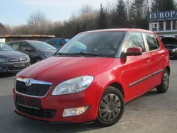 Rot Gebraucht 2014 Skoda Fabia Ambition Limousine | 6.780 € (Fairer Preis)